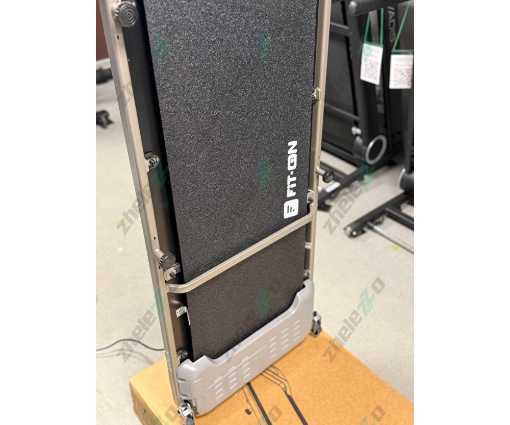 Оренда бігової доріжки Fit-On Lola + захист підлоги