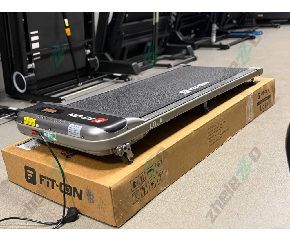 Оренда бігової доріжки Fit-On Lola + захист підлоги