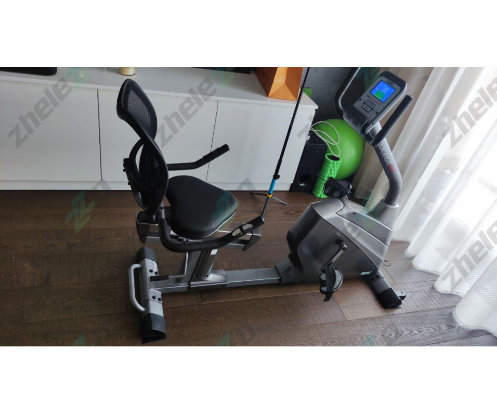 Оренда велотренажера Toorx Recumbent Bike BRXR 95 Comfort + захист підлоги